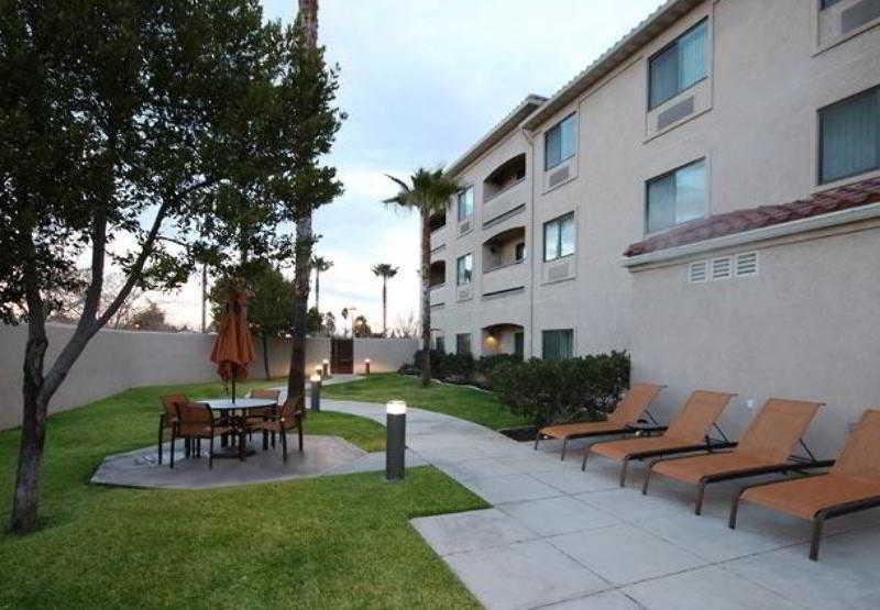 Courtyard By Marriott Palmdale Exterior foto